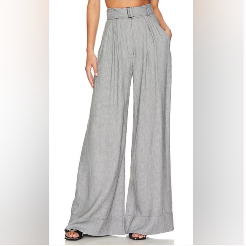 House of Harlow 1960 Pleated Front Wide Leg Houndstooth Trouser